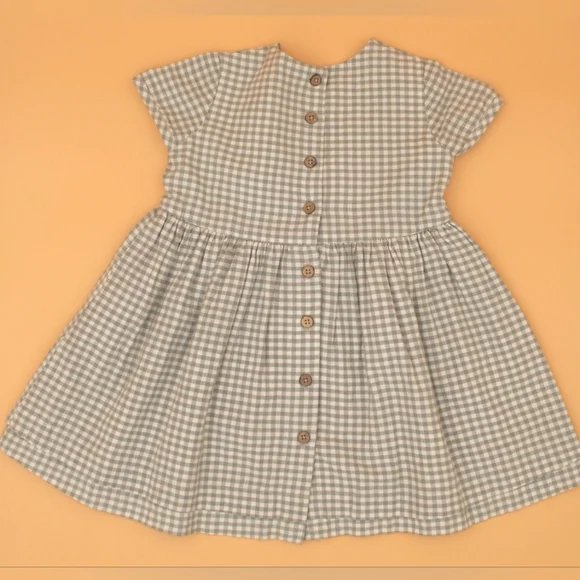 Toddler Girls Handmade Checkered Dress Sage Green (1-2 yr olds) - Picture 6 of 7